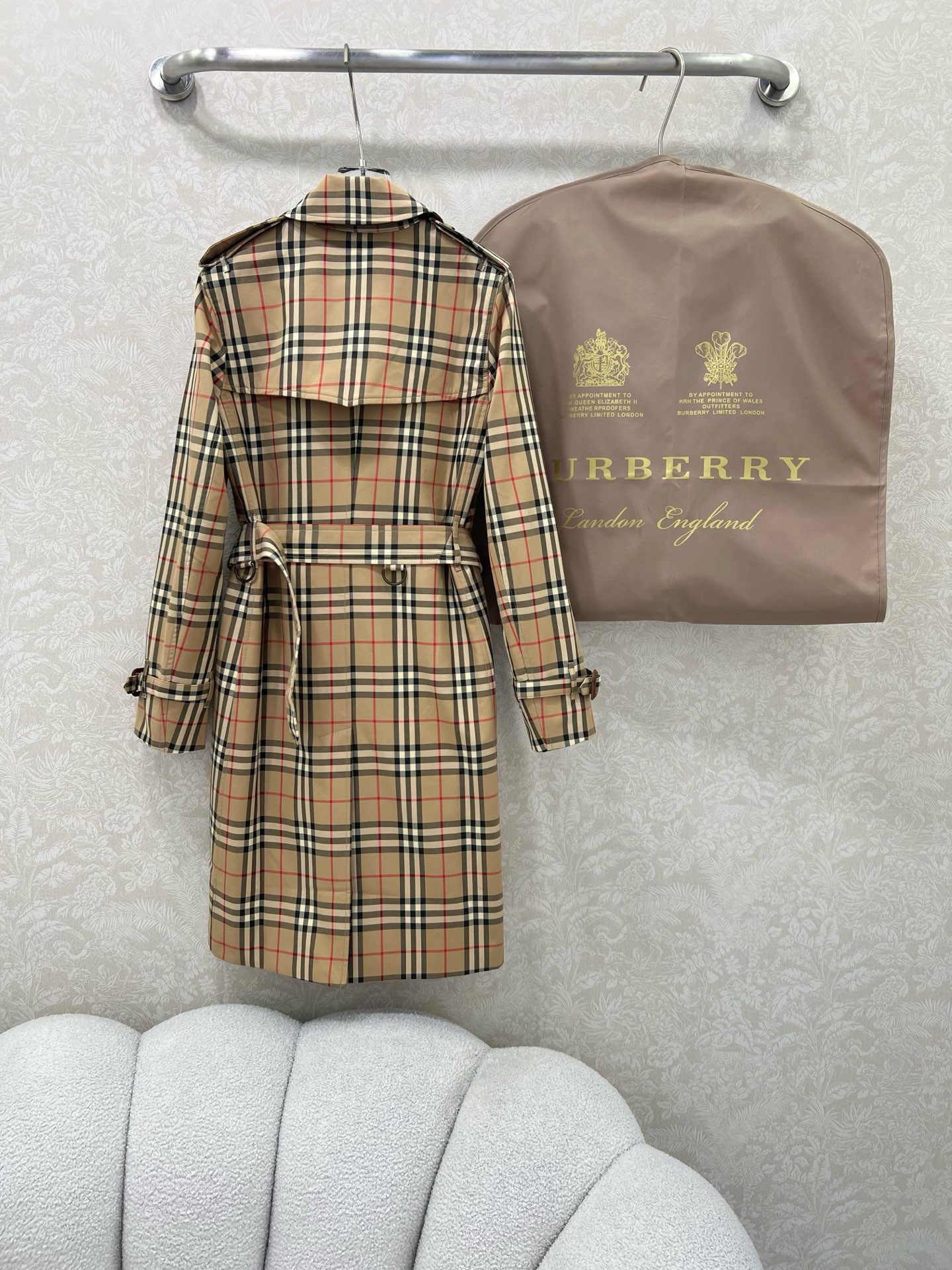 Burberry-Check-Cotton-Twill-Trench-Coat-Sand-Beige