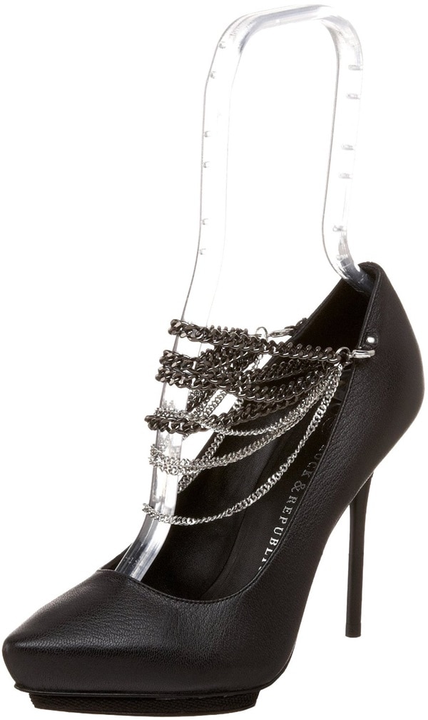 Rock Republic 'Alayna' Chain Pumps