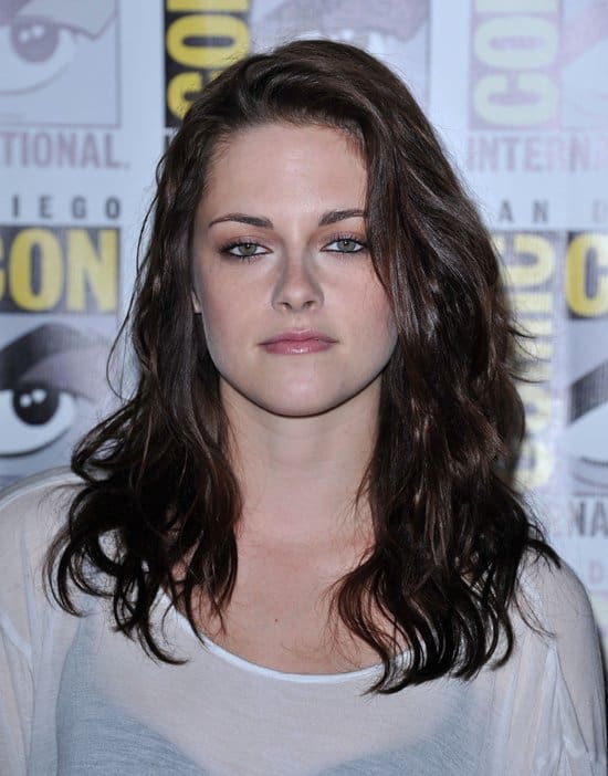 If anything, Kristen Stewart dressing down for this appearance made it easier for her to get in touch with her fans At the 2011 San Diego Comic-Con, Kristen Stewart discussed the emotional and cathartic journey of her character Bella in "The Twilight Saga: Breaking Dawn," noting the film's close alignment with the book and inclusion of surprising elements