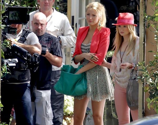 Blake Lively shows off her aquamarine-colored Taylor oversized leather satchel from Mulberry