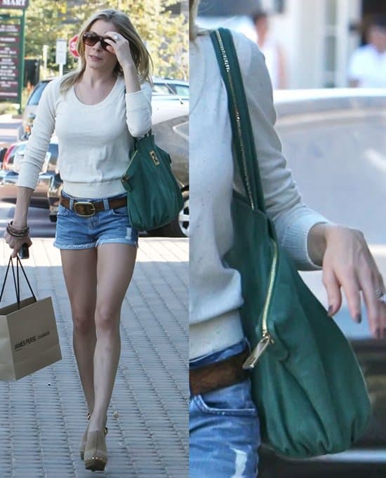 LeAnn Rimes goes shopping in Cross Creek LeAnn Rimes effortlessly chic with her striking green Fendi chain trim tote while shopping in Cross Creek