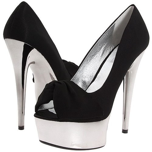 Steve Madden Moskow Steve Madden ‘Moskow’ Bow Platform Pumps in Black Fabric