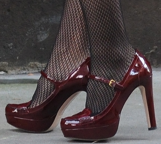Leighton Meester in Miu Miu Leighton Meester in Miu Miu glitter platform loafer pumps