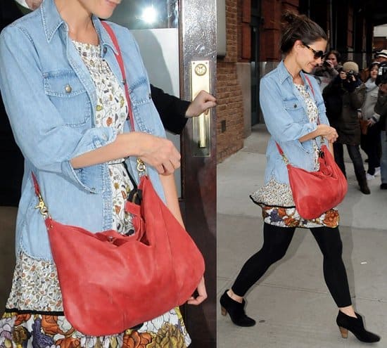 Katie Holmes leaving her Manhattan Hotel in a denim shirt On December 15, 2011, Katie Holmes was seen leaving her hotel in New York wearing Oliver Peoples Lipsofire OP 5180s round sunglasses, black ankle boots, David Lerner signature basic leggings in black, a Clare Vivier messenger bag, and Current/Elliott's The Perfect Shirt