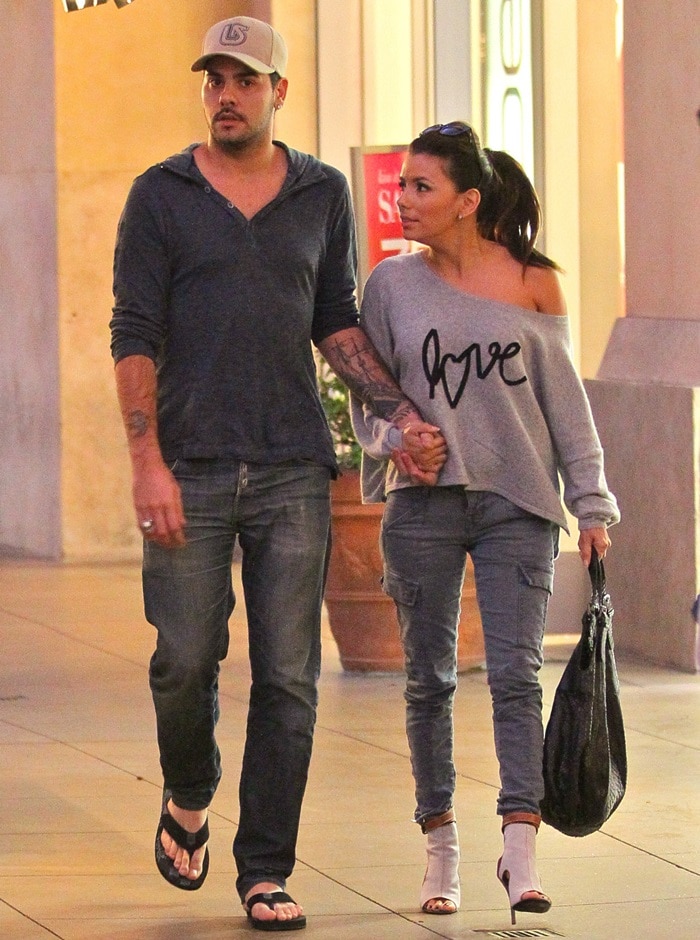 Eva Longoria and Eduardo Cruz shop for cooking books at Barnes Noble at The Grove Los Angeles