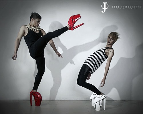 Joco Comendador Königin Joco Comendador 'Königin' platforms, his tribute to the Alexander McQueen armadillo shoes