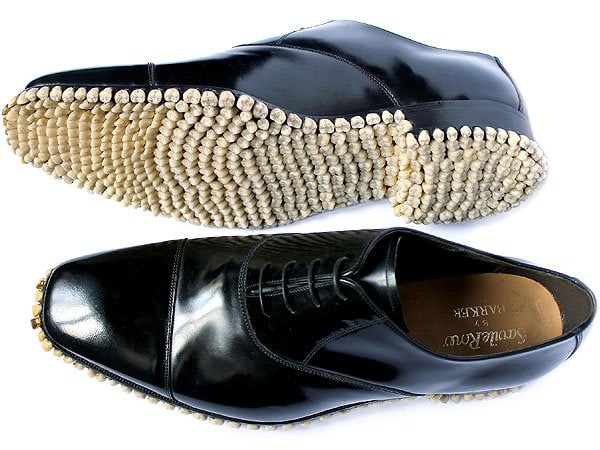 Apex Predator Shoes Fantich and Young's artistic endeavor involved taking a pair of men's brogues from the British footwear brand Baker and adorning them with a staggering 1,050 teeth dentures meticulously glued onto the soles