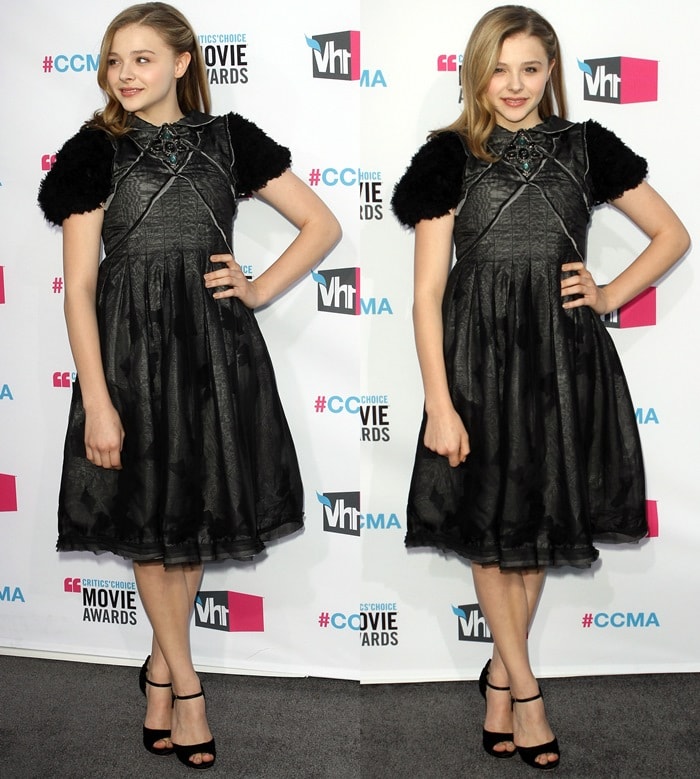 Chloë Grace Moretz flaunts her legs in black Rupert Sanderson "Flamante" pumps