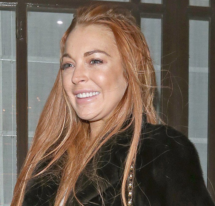 Lindsay Lohan left Dorchester hotel and headed for C London on December 30, 2012