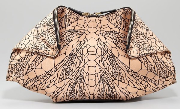 Alexander McQueen De Manta Bag in Spine