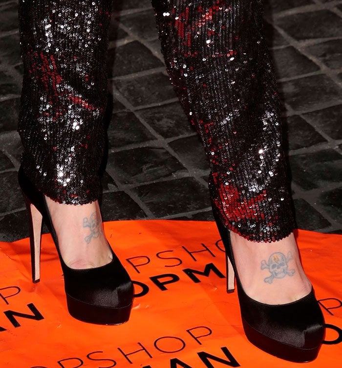 Kelly Osbourne completes her edgy look with black satin Brian Atwood 'Hamper' pumps