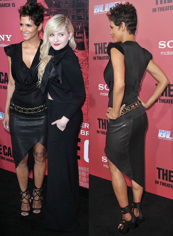 Halle Berry posing with Abigail Breslin at the premiere of 'The Call'