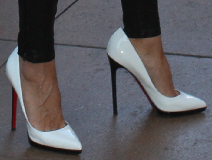 Heidi Klum displays her feet in Christian Louboutin 'Pigalle Plato' pumps