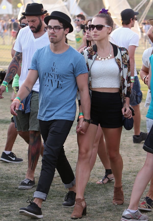 Blanda Eggenschwiler, a graphic designer and illustrator, with her boyfriend Joe Jonas