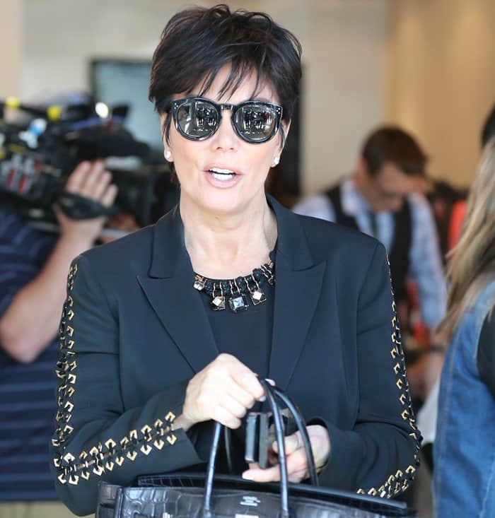 Kris Jenner paid a visit to the Guy Hepner Gallery in West Hollywood on April 11, 2013