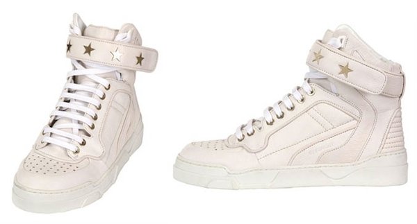 Ciara’s Givenchy 20mm grained leather high-top sneakers showcase a sleek perforated toe, padded collar, and signature star-studded Velcro strap—hallmarks of Riccardo Tisci’s luxury streetwear era at the house