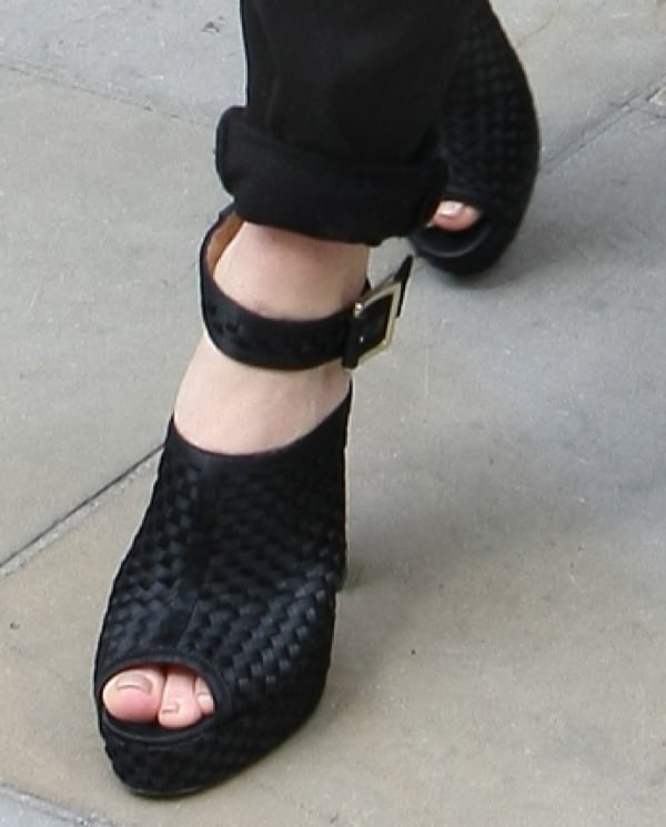 Alice Eve's sexy toes in Bionda Castana “Christa” booties