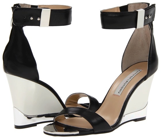 Chinese Laundry 'Sogno' Wedges Black