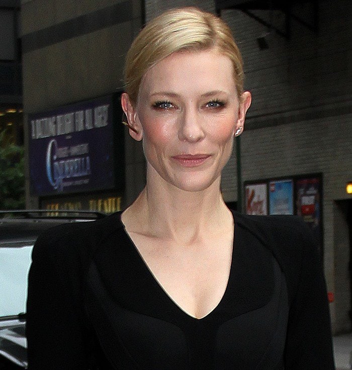 The Oscar-winning actress showcased Altuzarra's precise tailoring in a fitted black dress featuring sculpted paneling, a deep V-neckline, and subtle satin accents