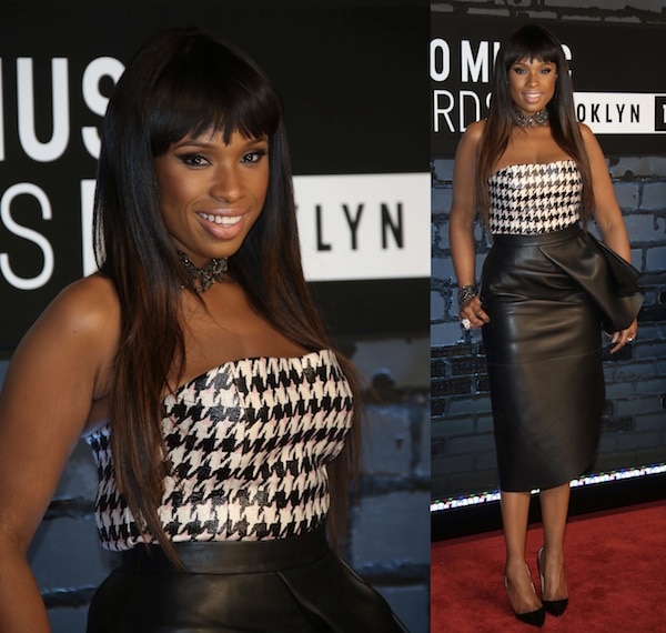 Jennifer Hudson in a monochrome Dior ensemble and Louboutin "So Kate" pumps for the 2013 MTV Video Music Awards