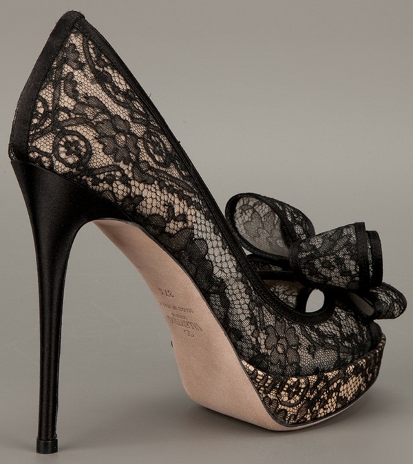 Valentino Garavani Lace Peep-Toe Pump