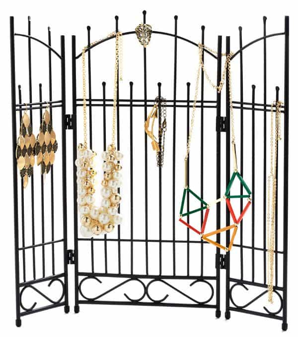 In Gate Demand Jewelry Holder