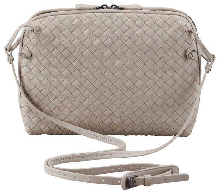 Crafted from soft woven leather, this minimalist crossbody showcases Bottega Veneta’s signature Intrecciato technique in a sleek, everyday silhouette