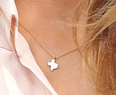 Eva Longoria shows love for her home state with a Minor Obsessions Gold Texas pendant necklace