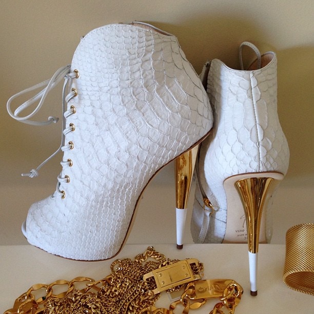 White Giuseppe Zanottis