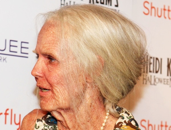 Heidi Klum's wrinkled neck skin adds to her old lady Halloween transformation