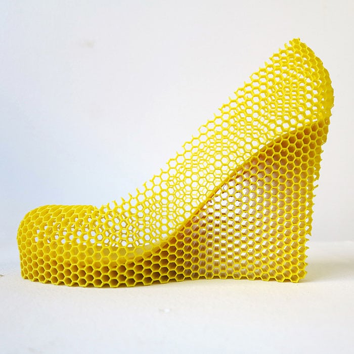 The ‘Honey’ wedges, inspired by Natasha, are crafted from a 3D-printed honeycomb structure that symbolizes her sweetness and warmth while echoing the fragility of love