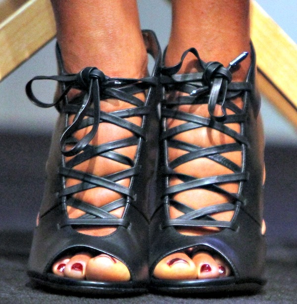 Naomie Harris rocking black lace-up heels