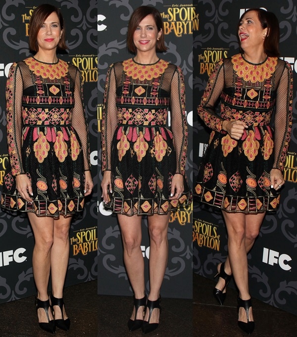 The actress lets the intricate folkloric patterns of her long-sleeve mini dress take center stage, keeping her silhouette sleek and unfussy