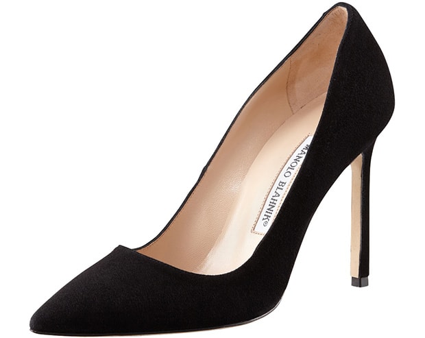 Manolo Blahnik 'BB' Suede Pumps in Black