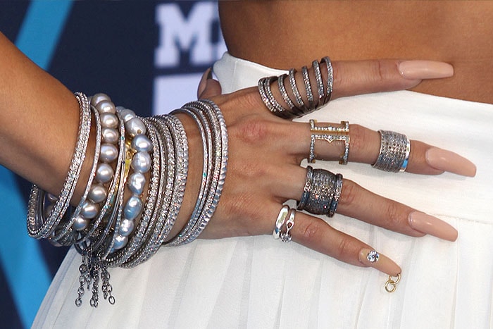 Vanessa Hudgens' arm party