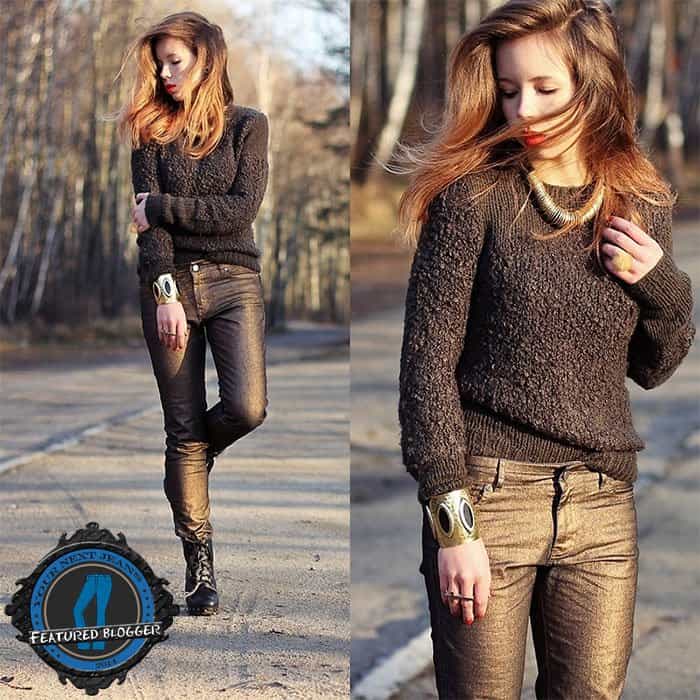 Wioletta in a fuzzy sweater and fur-trimmed boots with bronze La Redoute jeans