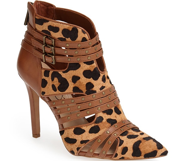 Jessica Simpson Carlin Pumps in Leopard