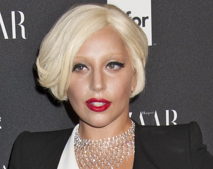 Lady Gaga's shimmering silver necklace