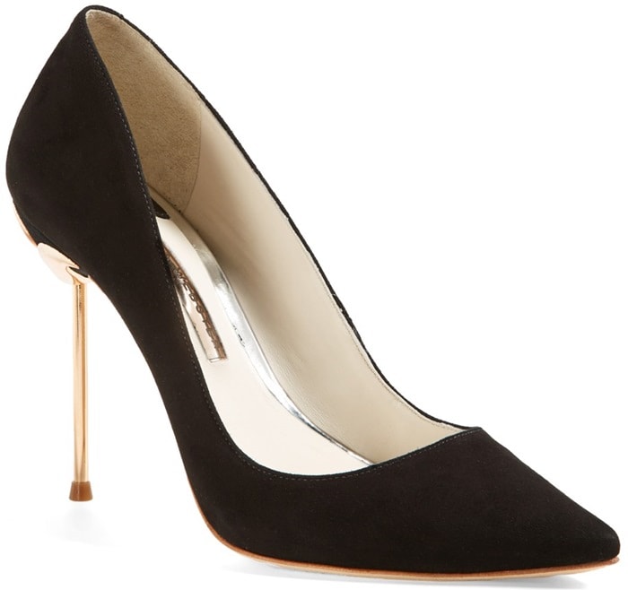 Sophia Webster “Flamingo” pumps in black suede, featuring a sleek pointed-toe silhouette and a sculptural gold-tone stiletto heel adorned with the brand’s signature flamingo motif