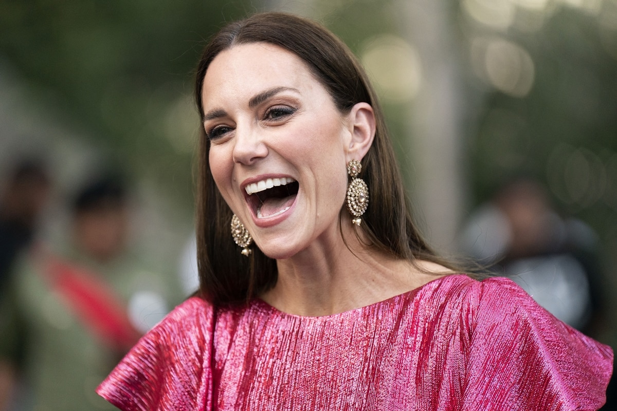 Catherine accessorized her sequined evening look with O'nitaa drop earrings
