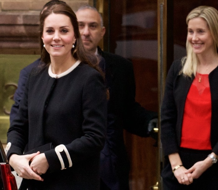 Catherine carried a Stuart Weitzman "Bestbowraz" clutch