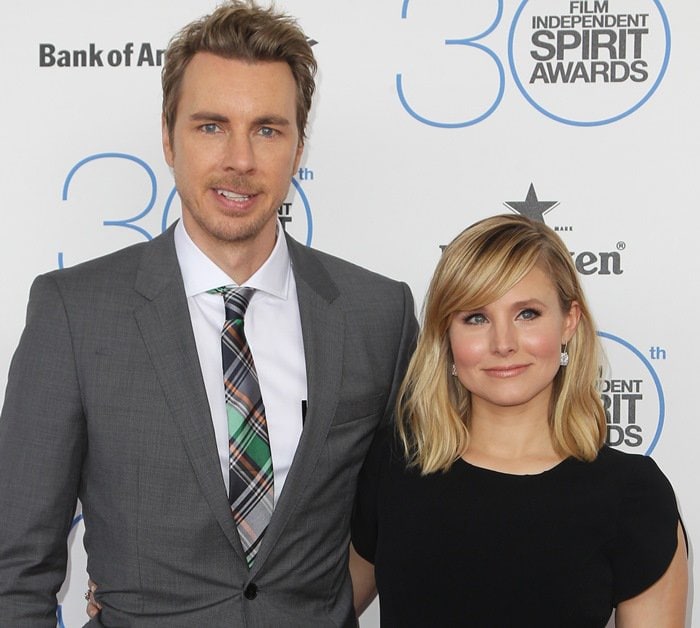 Dax Shepard and Kristen Bell pose together at the 2015 Film Independent Spirit Awards in Santa Monica