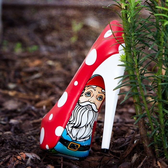 Gnomies