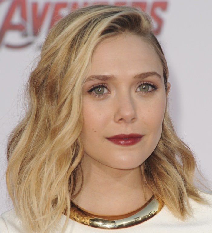 Elizabeth Olsen rocks a Sidney Garber necklace