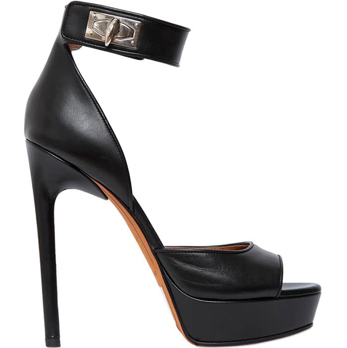 Seen from the back, the sandal’s elongated heel and clean architecture underscore why the design remains a standout from Givenchy’s archives
