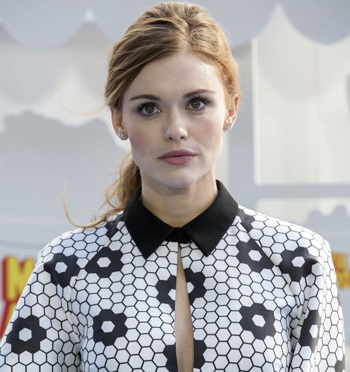 Holland Roden at the 2015 MTV Movie Awards held at the Nokia Theatre in Los Angeles on April 12, 2015