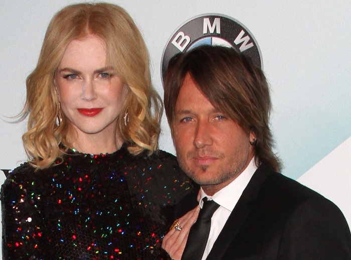 Nicole Kidman's forehead, cheeks and nose were literally plastered with pale powder