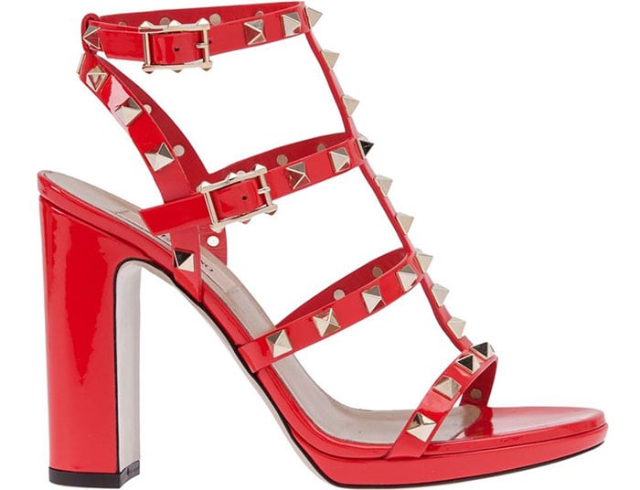 Valentino Rockstud Sandals red