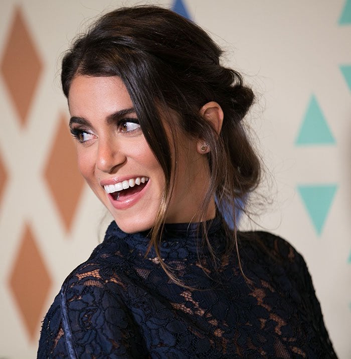 Nikki Reed's effortlessly chic and messy hairstyle