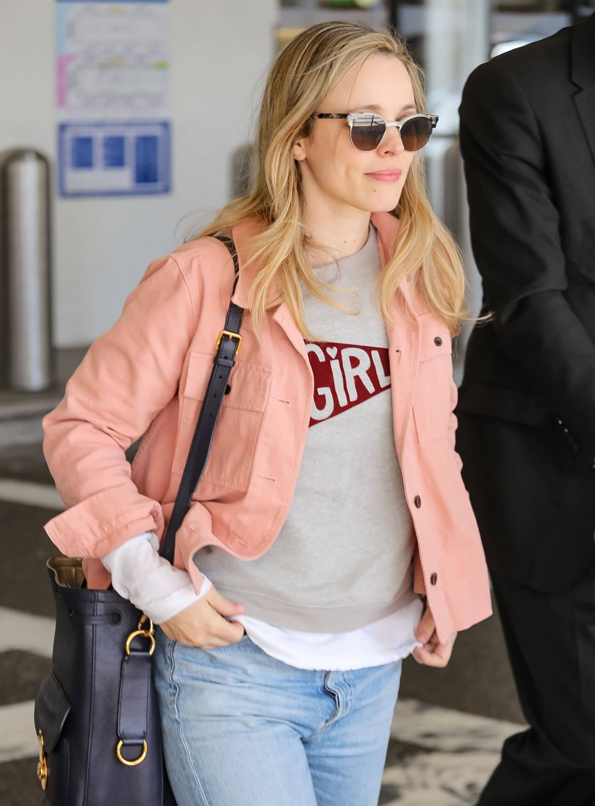 Rachel McAdams kept it effortlessly stylish at LAX on February 5, 2020, carrying the timeless Ralph Lauren Ricky drawstring bucket bag